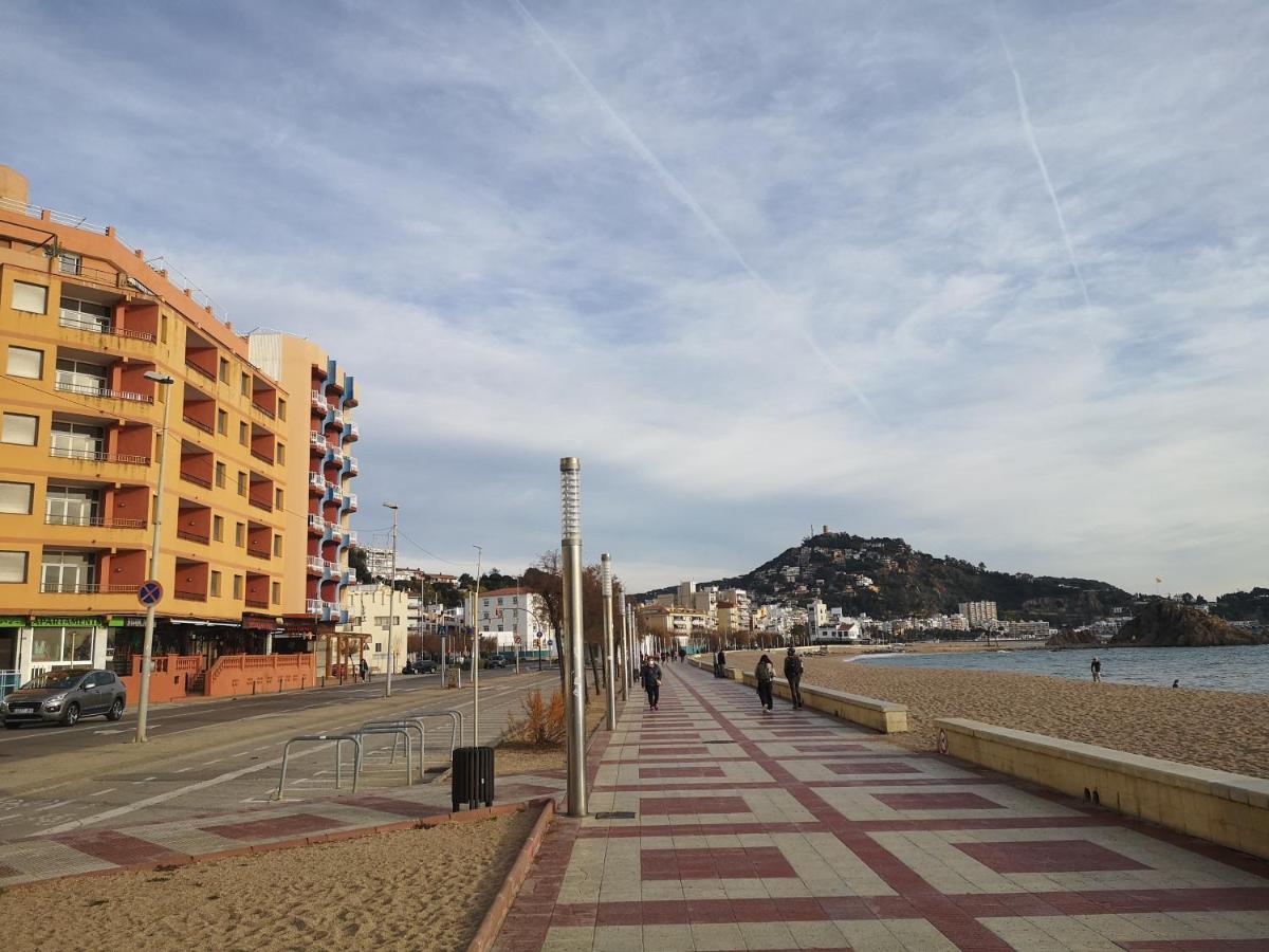 Apartamentos Elvira Blanes Exterior photo