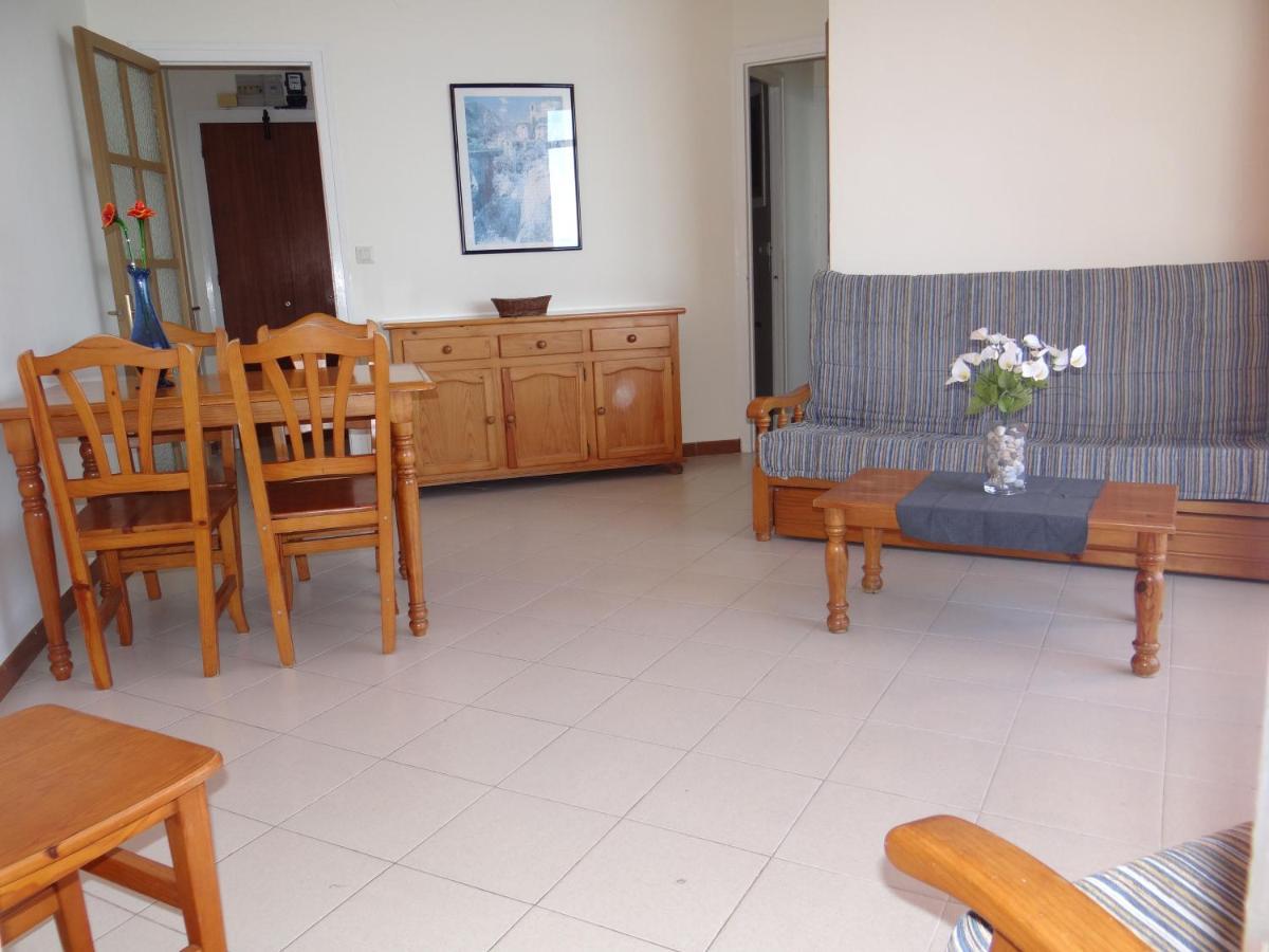 Apartamentos Elvira Blanes Exterior photo