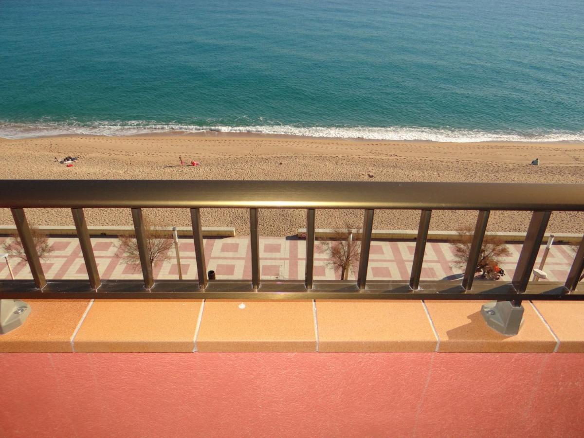 Apartamentos Elvira Blanes Exterior photo