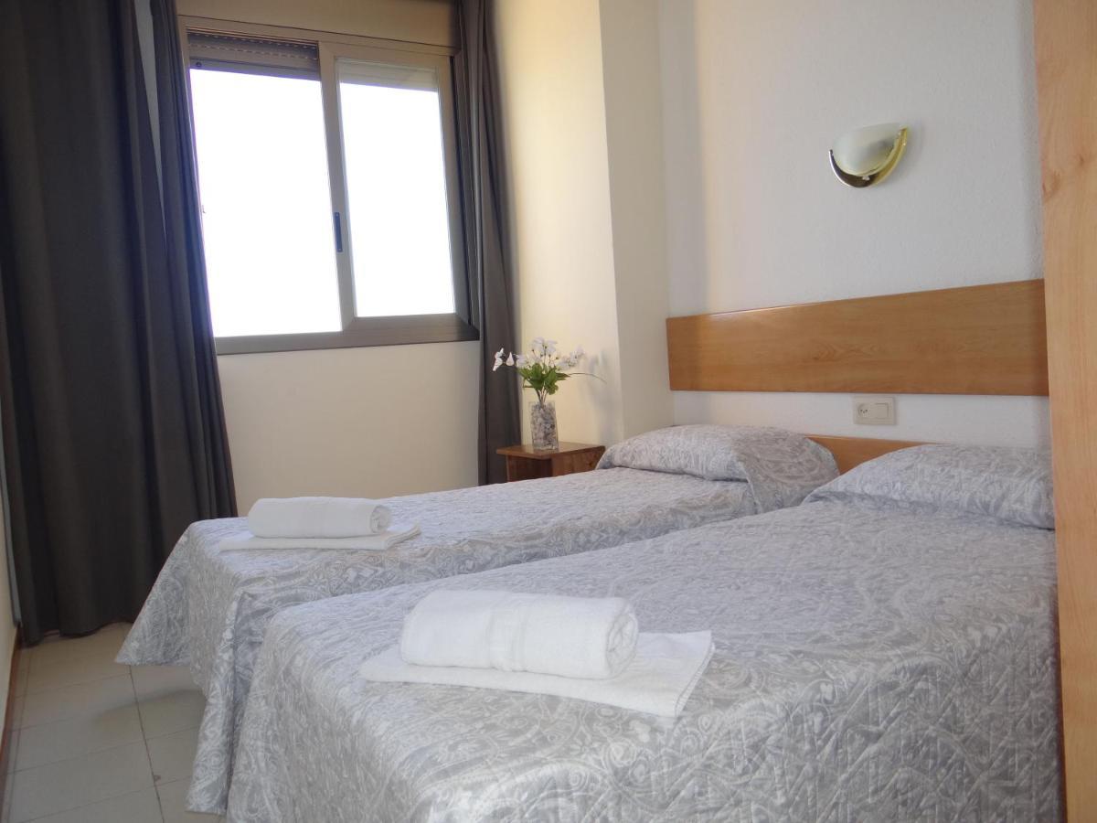 Apartamentos Elvira Blanes Exterior photo