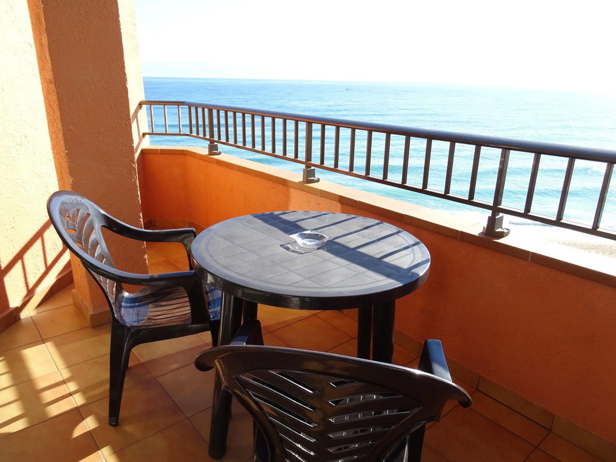 Apartamentos Elvira Blanes Exterior photo