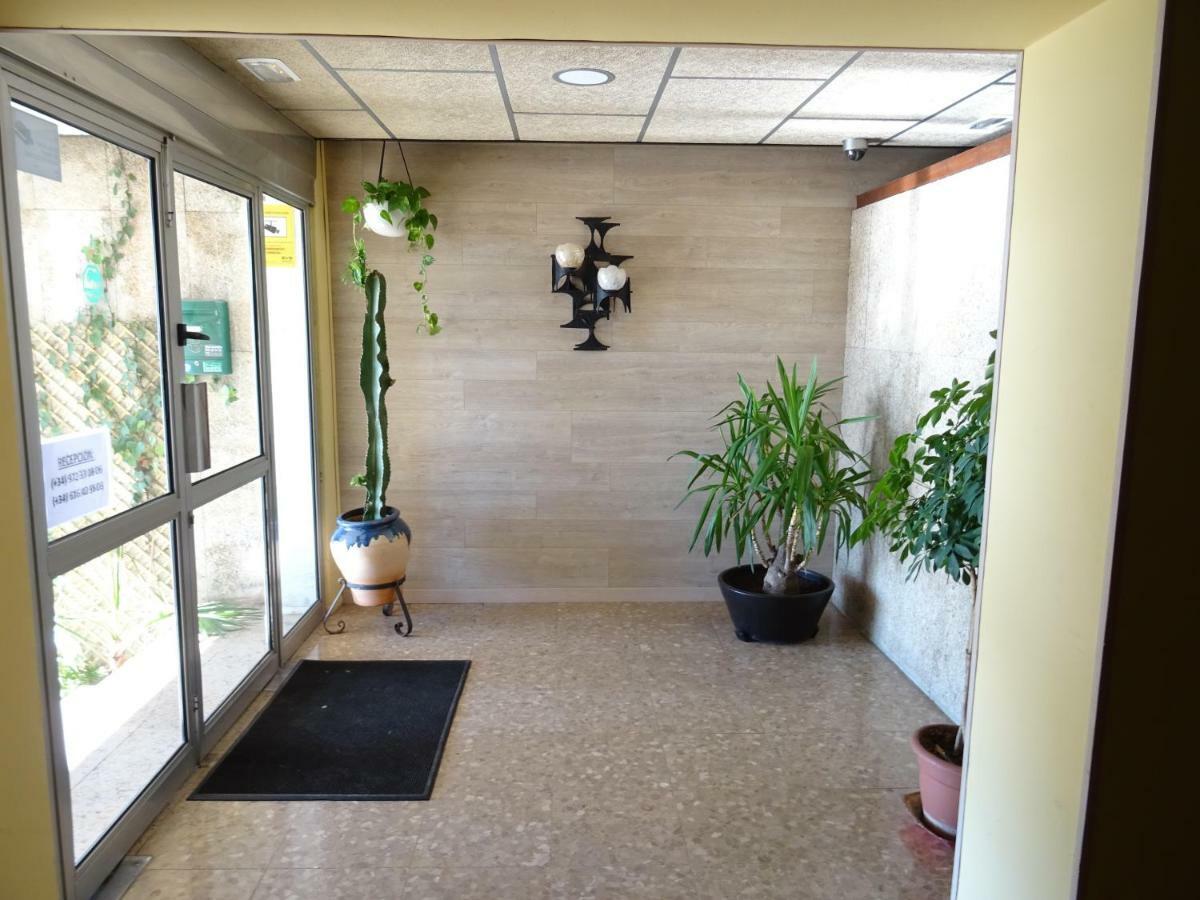 Apartamentos Elvira Blanes Exterior photo
